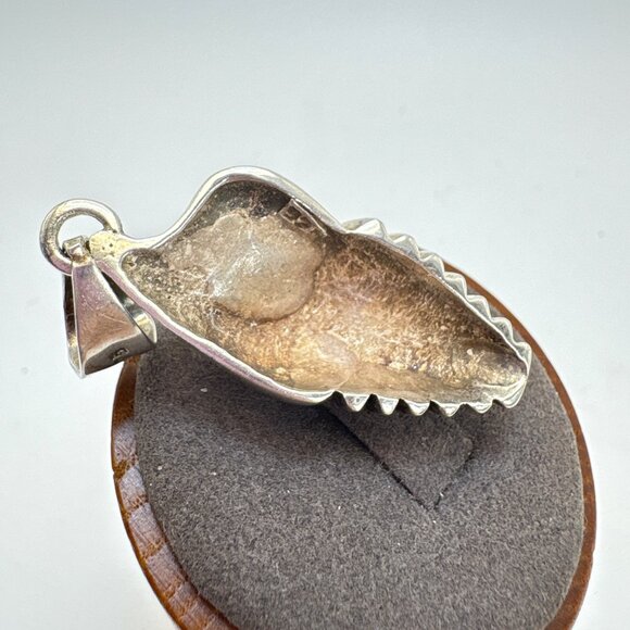 VTG Solid Sterling Silver 925 Conch Shell Design Textured Pendant Size 2" Length - Picture 4 of 13
